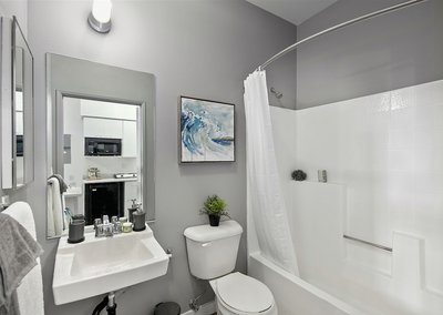 Island Flats Bathroom