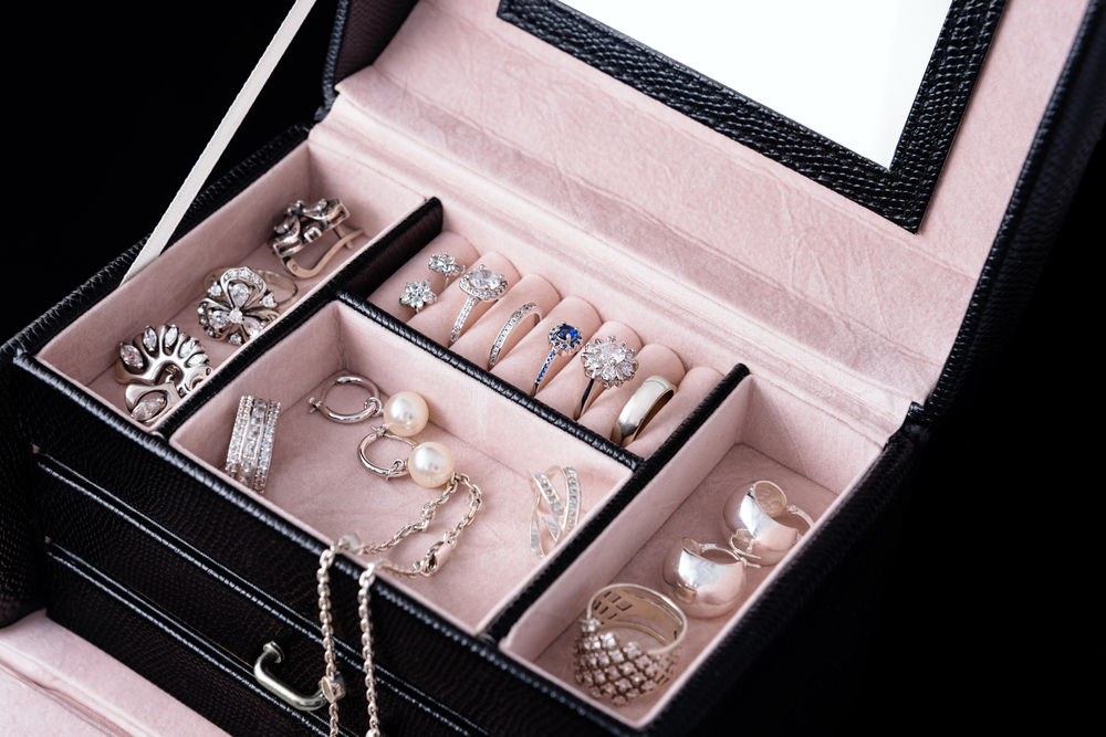 Putting away valuables (jewelry)